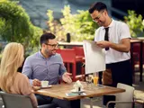 Bedienend personeel restaurant