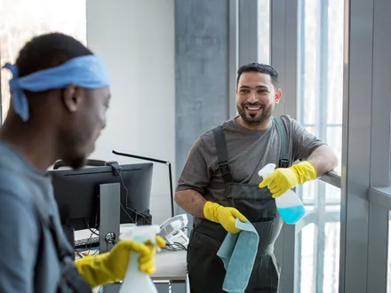 Professioneel Schoonmaker Kantoren 