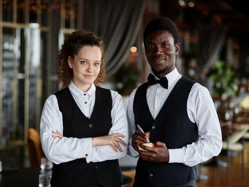 Food & Beverage Employee